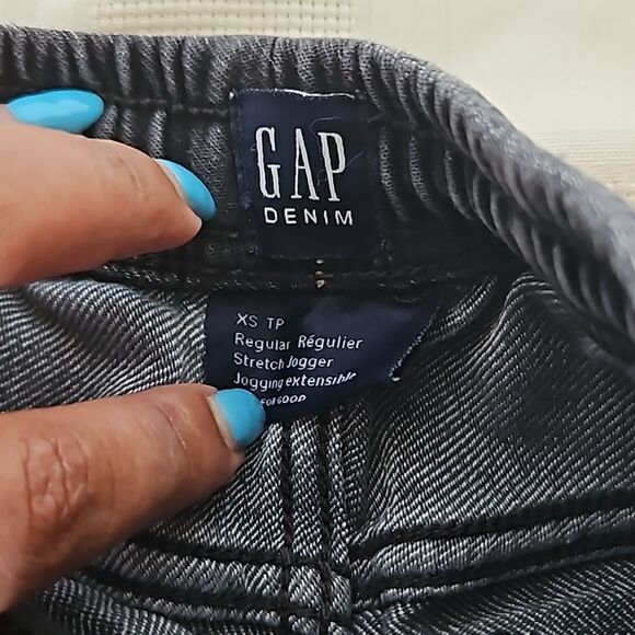 Gap Boy's Bundle 2 Piece Denim Jeans &  T-Shirt Blue/Black XS - Picture 7 of 16